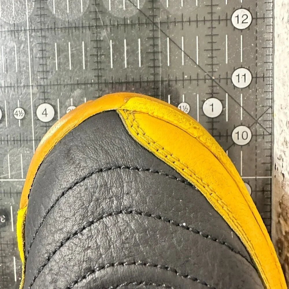 Nike Air Jordan 12 Youth Size 6Y Women 7.5 153265-070 University Gold Black Shoe